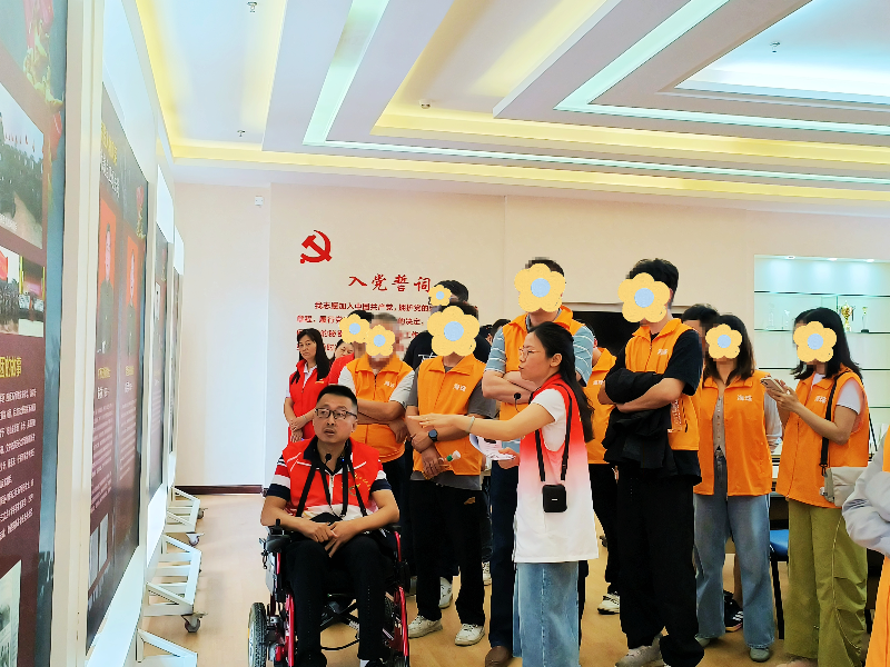 参观.jpg